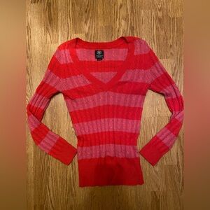 American Eagle Outfitters Red and Pink V-Neck Sweater